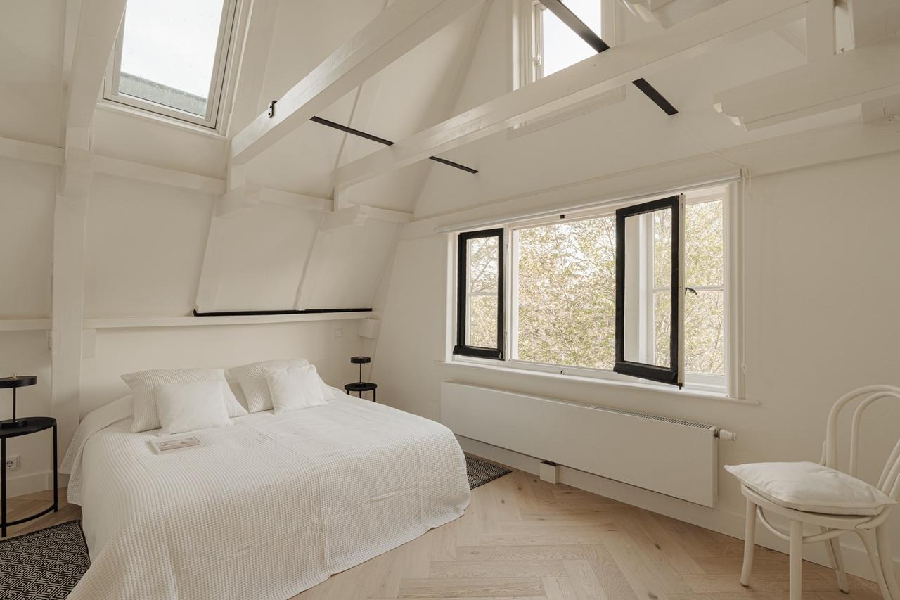 Furnished Canal Apartment with 2 Bedrooms - Image 17