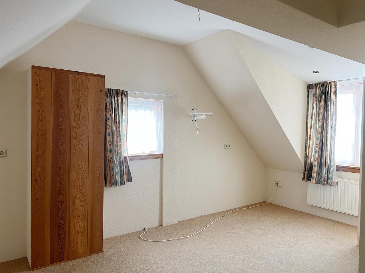 Kamer van 15 m² met eigen badkamer - Afbeelding 5