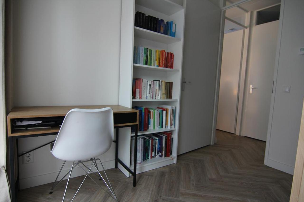 Bright 3-Room Apartment with Balcony - Image 17