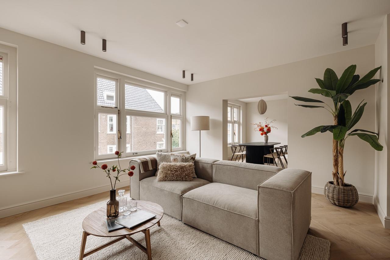 Three-room apartment in Apollobuurt - Image 1