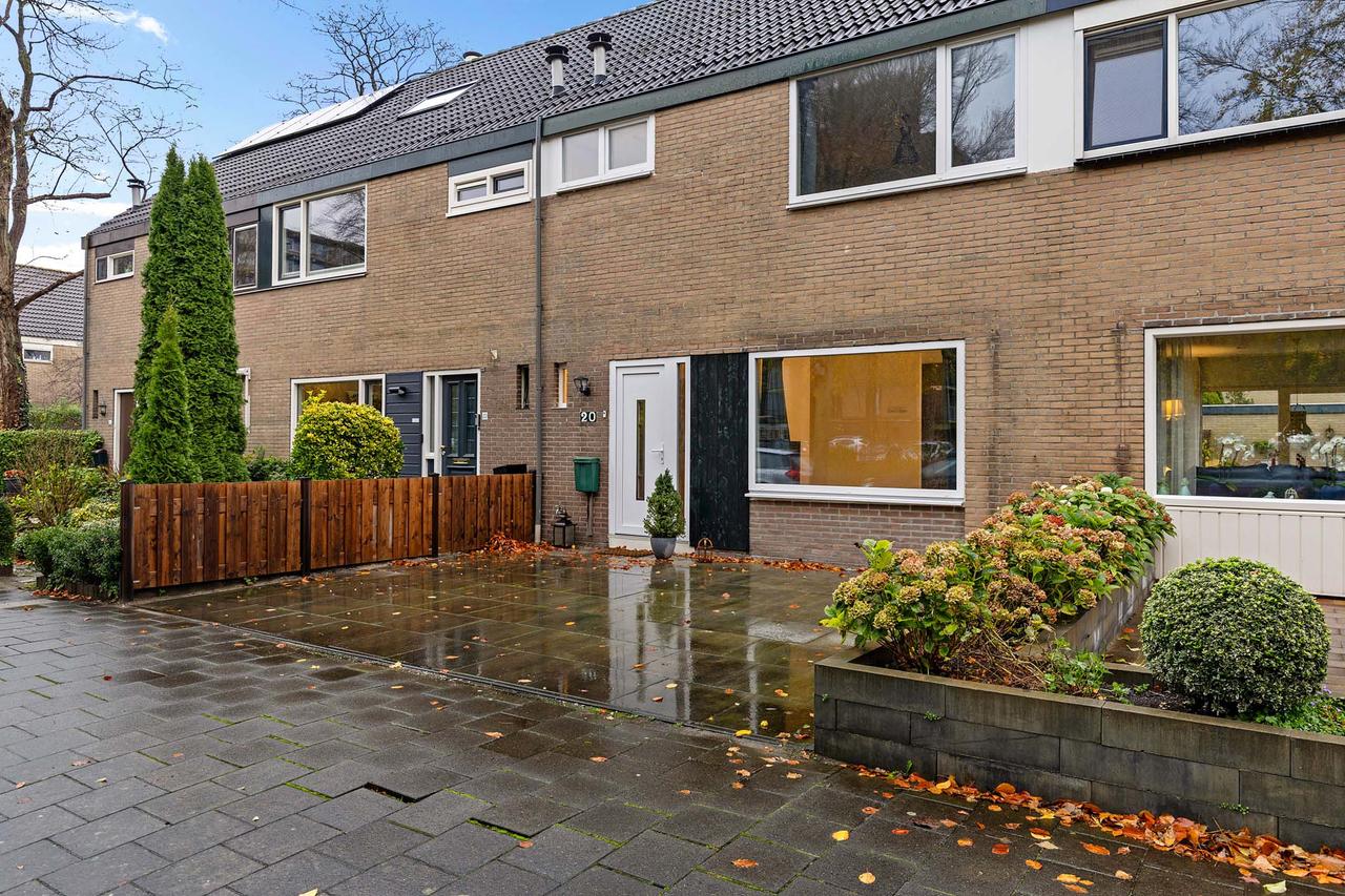 Furnished house with garden in Purmerend - Image 2