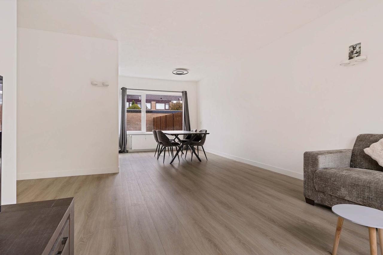 Furnished house with garden in Purmerend - Image 9