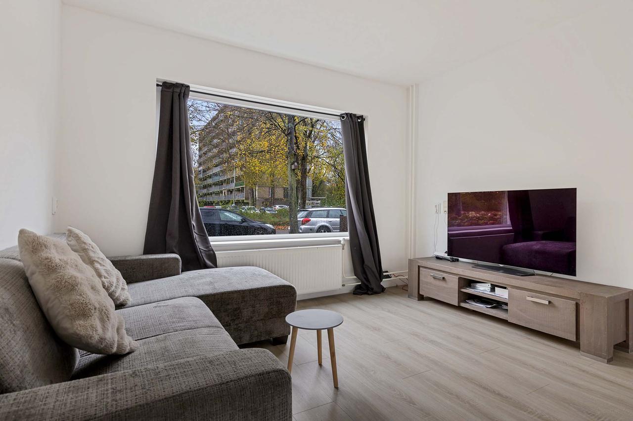 Furnished house with garden in Purmerend - Image 11