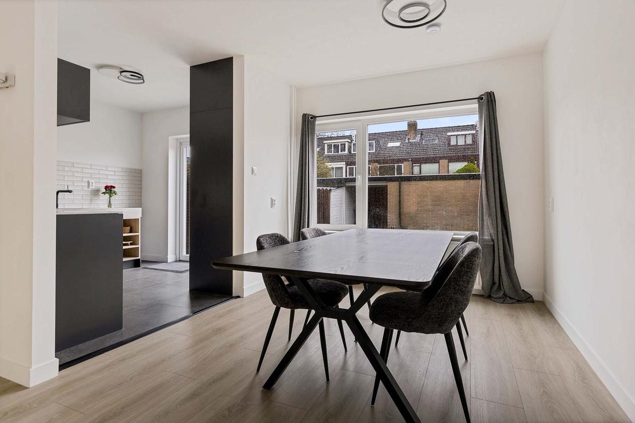 Furnished house with garden in Purmerend - Image 14