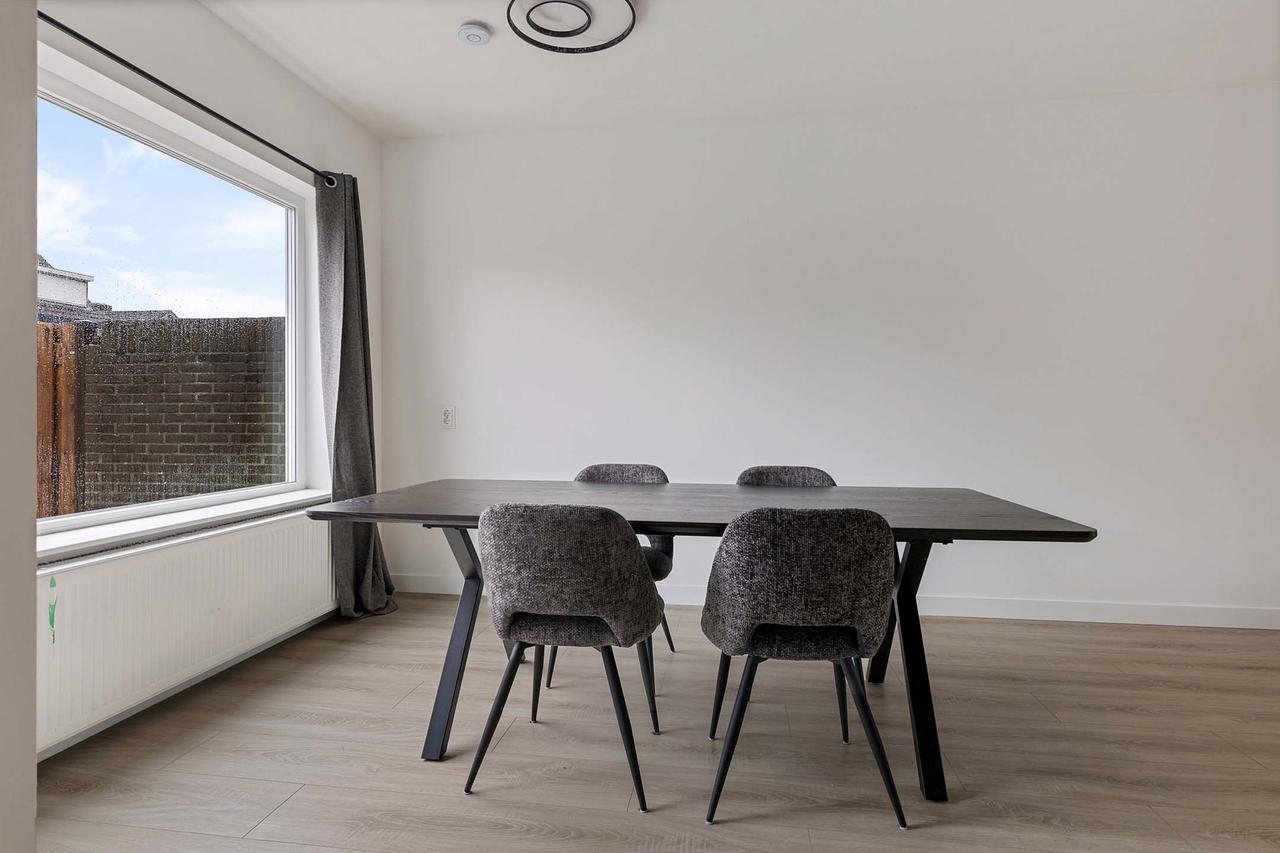 Furnished house with garden in Purmerend - Image 16