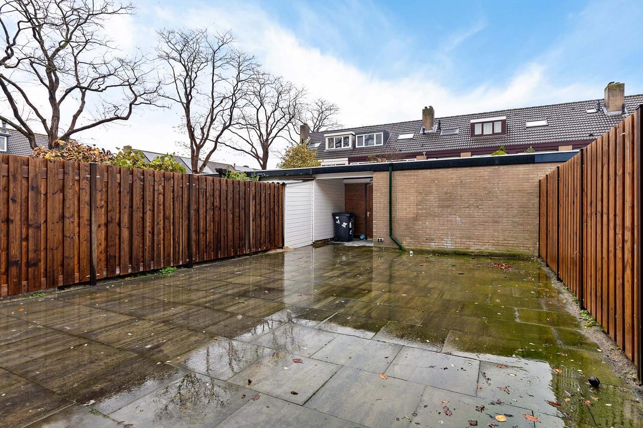 Furnished house with garden in Purmerend - Image 39