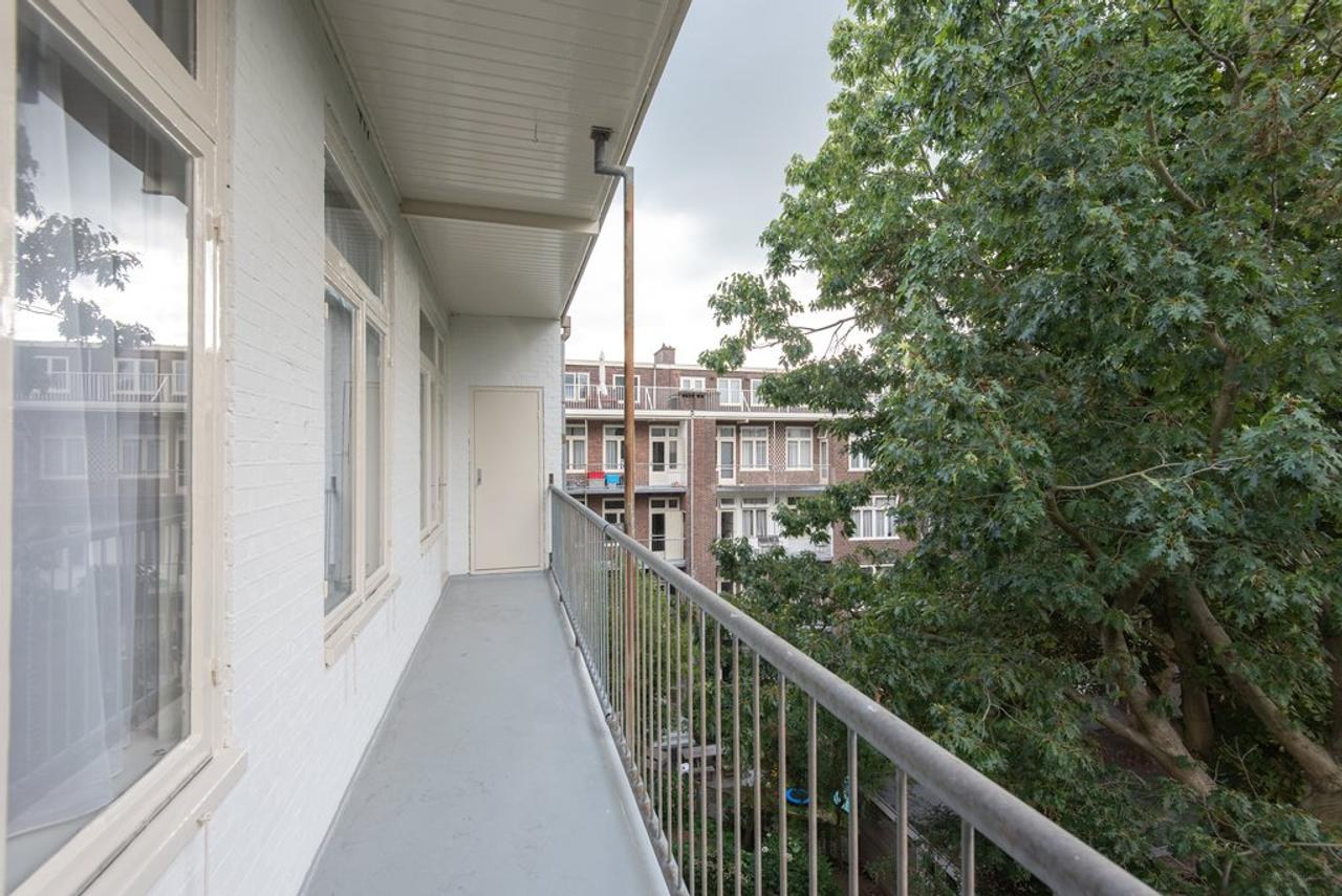 140 m² apartment with balcony in Oud-Zuid - Image 15
