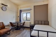 Gemeubileerde studio op de 10e verdieping - Afbeelding 2