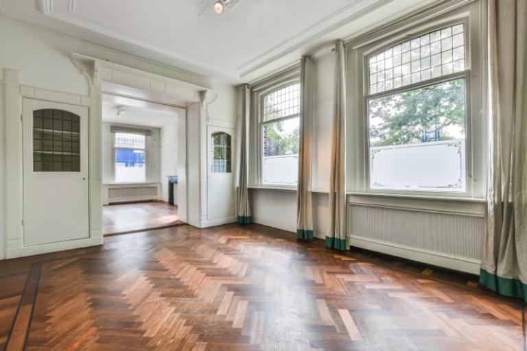Ground-floor duplex with garden in Oud-Zuid - Image 7