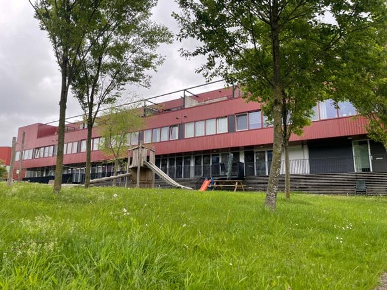 92 m² woning met dakterras en parkeerplaats - Afbeelding 2