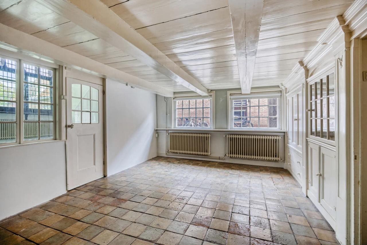 Historic living on West in Hoorn - Image 11