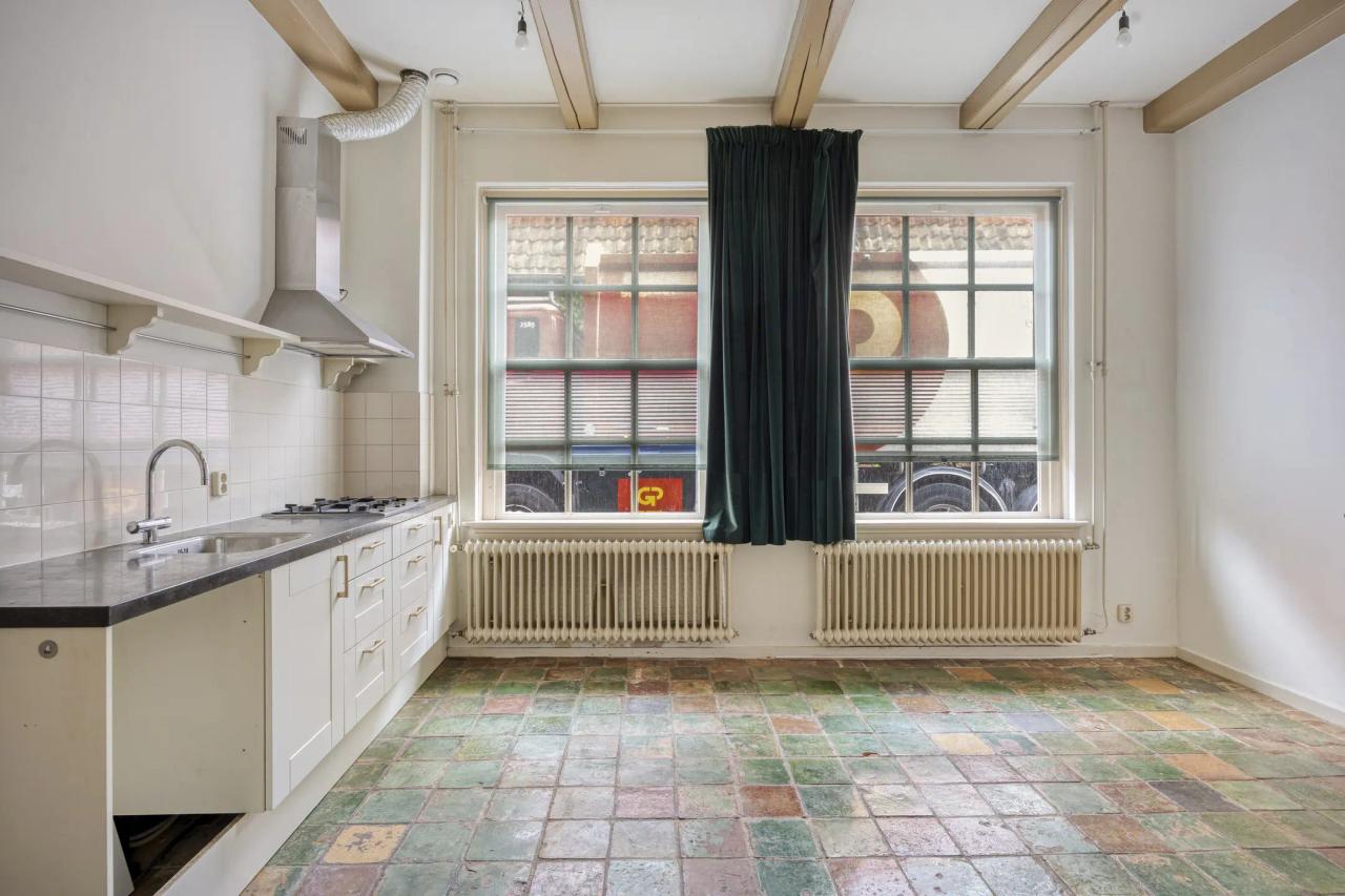 Historic living on West in Hoorn - Image 12