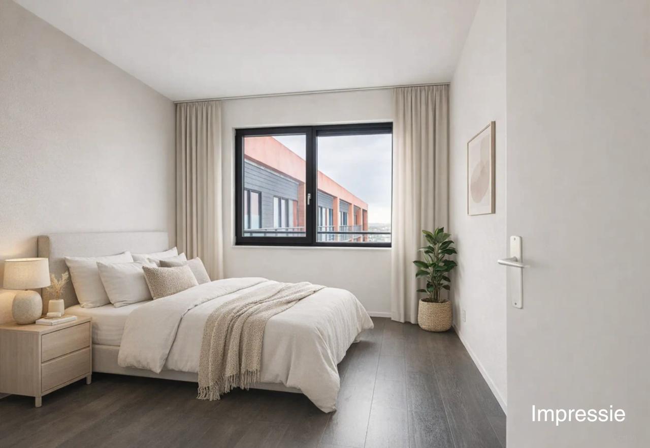 92 m² Apartment with Balcony & Parking - Image 14