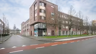 3-Room Apartment with Balcony in Hanzeland