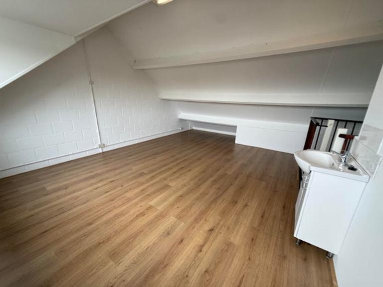 Direct beschikbaar: huis met 4 slaapkamers - Afbeelding 11