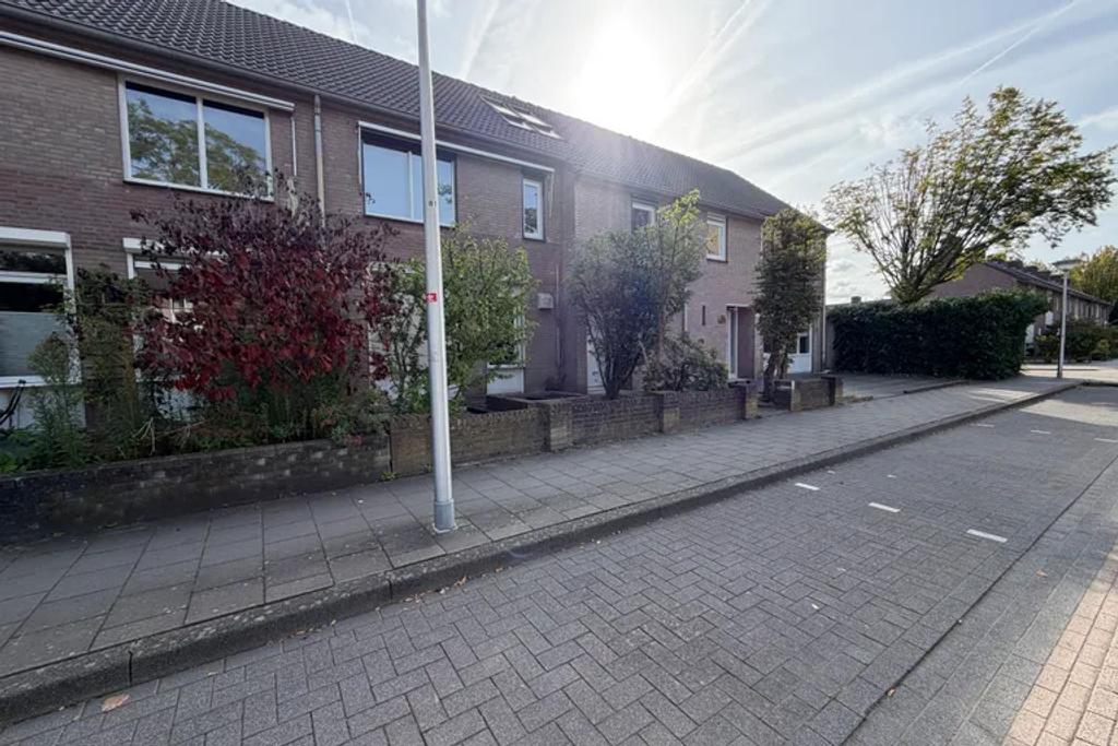 3-kamerappartement met tuin in Eindhoven - Afbeelding 1