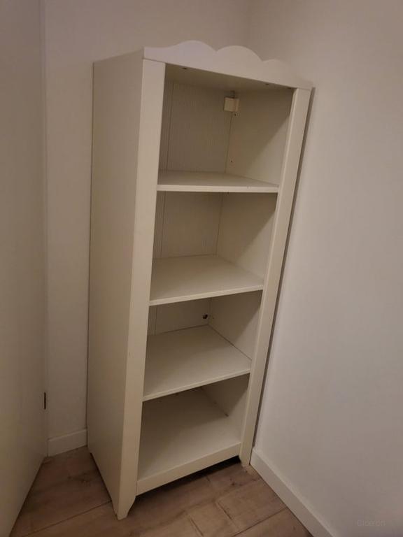 Furnished 2-bedroom apartment with balcony - Image 17