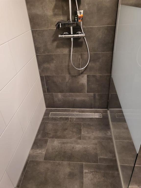 Furnished 2-bedroom apartment with balcony - Image 20