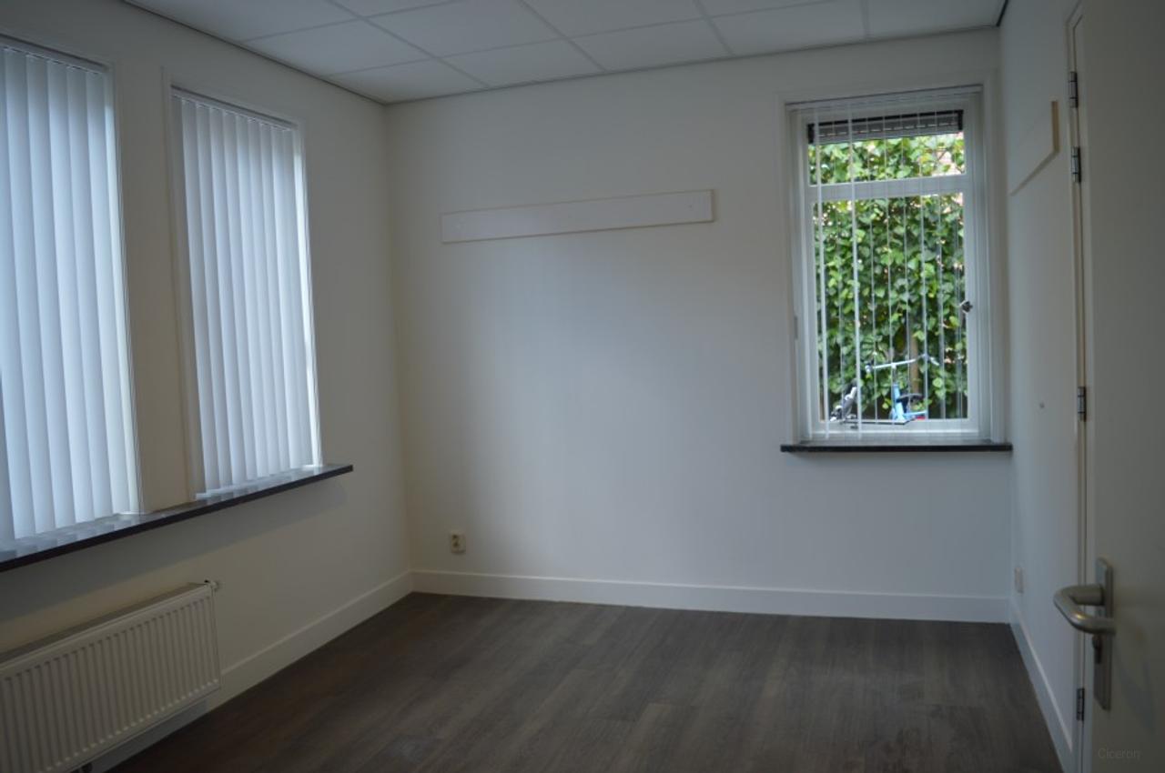 Kamer van 13 m² bij station Apeldoorn - Afbeelding 2