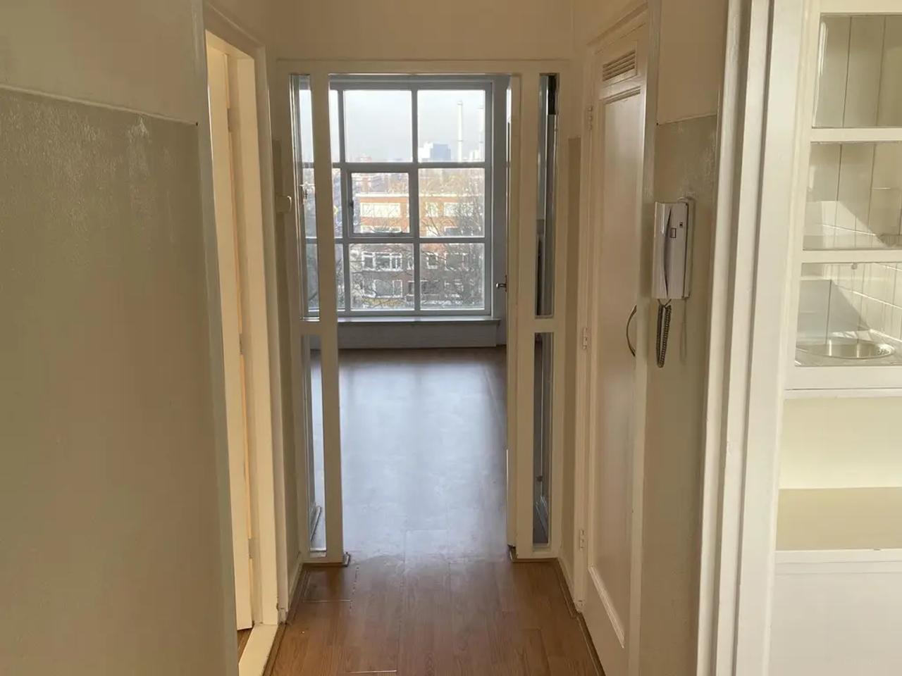 Available now: 3-room apartment near Zuidplein - Image 15