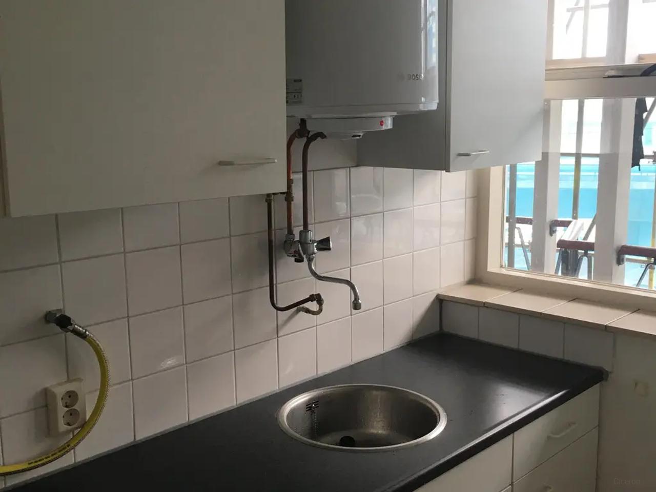 Available now: 3-room apartment near Zuidplein - Image 17
