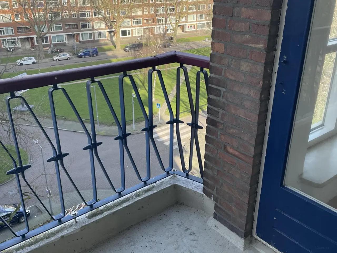 Available now: 3-room apartment near Zuidplein - Image 25