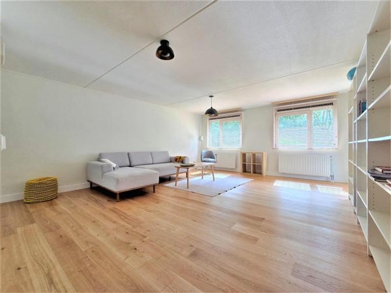 Gemeubileerd 3-kamerappartement bij Flevopark - Afbeelding 2