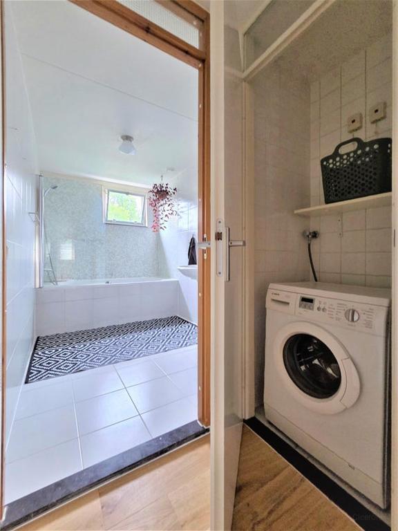 Gemeubileerd 3-kamerappartement bij Flevopark - Afbeelding 19