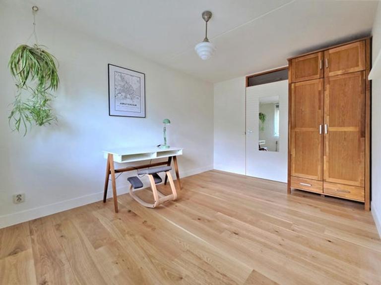 Gemeubileerd 3-kamerappartement bij Flevopark - Afbeelding 35