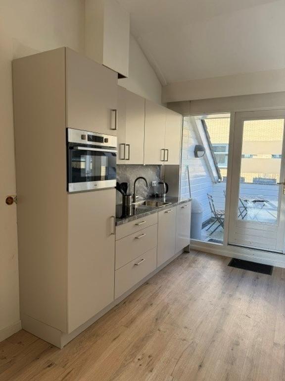 125 m² Penthouse with 4 Bedrooms - Image 5