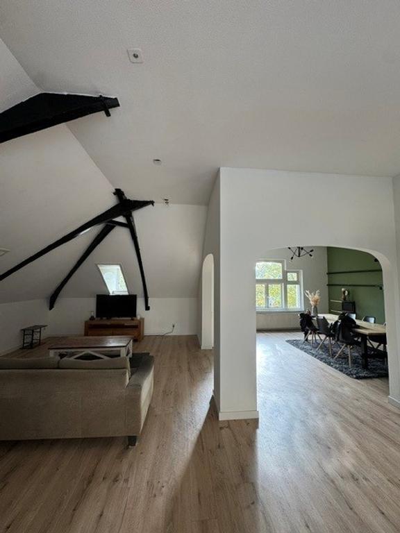 125 m² Penthouse with 4 Bedrooms - Image 8