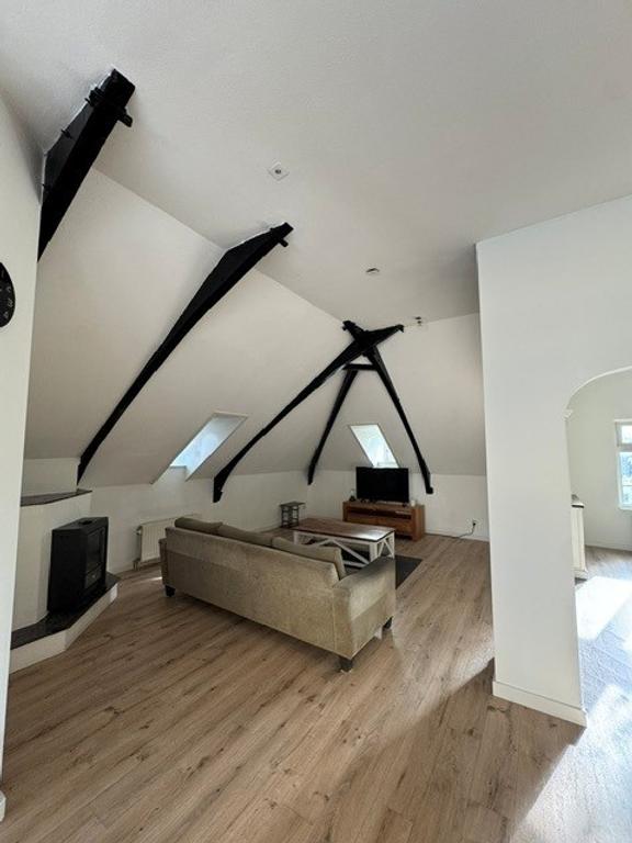 125 m² Penthouse with 4 Bedrooms - Image 9