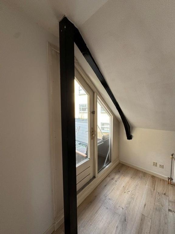 125 m² Penthouse with 4 Bedrooms - Image 14