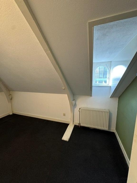 125 m² Penthouse with 4 Bedrooms - Image 17
