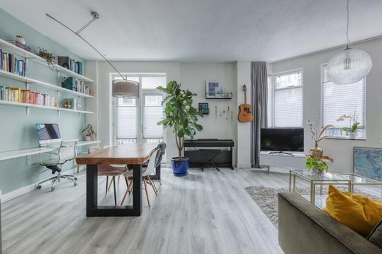 Furnished 3-Room Ground-Floor Apartment - Image 3