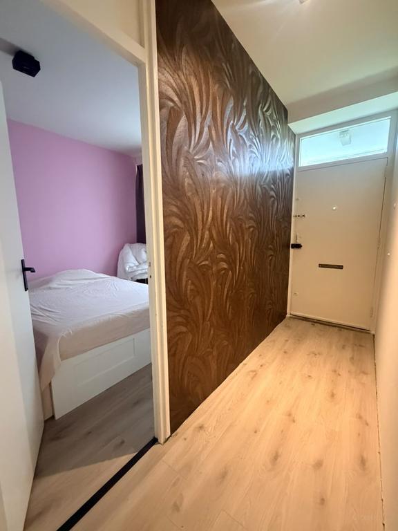 Four-room apartment with balcony in Utrecht - Image 10