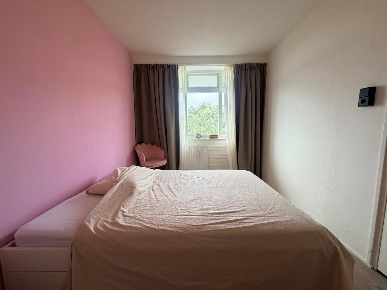 Four-room apartment with balcony in Utrecht - Image 12