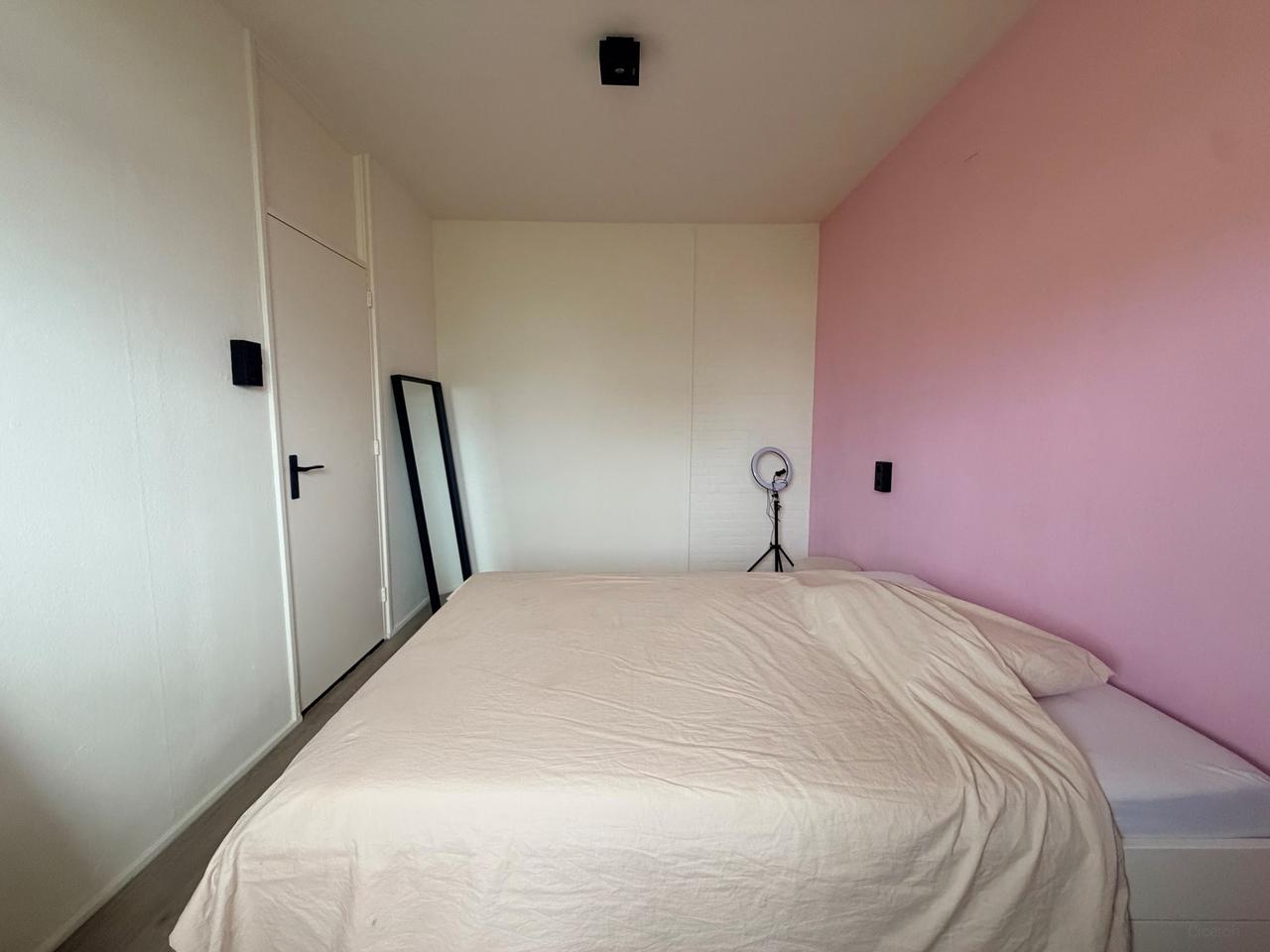 Four-room apartment with balcony in Utrecht - Image 13