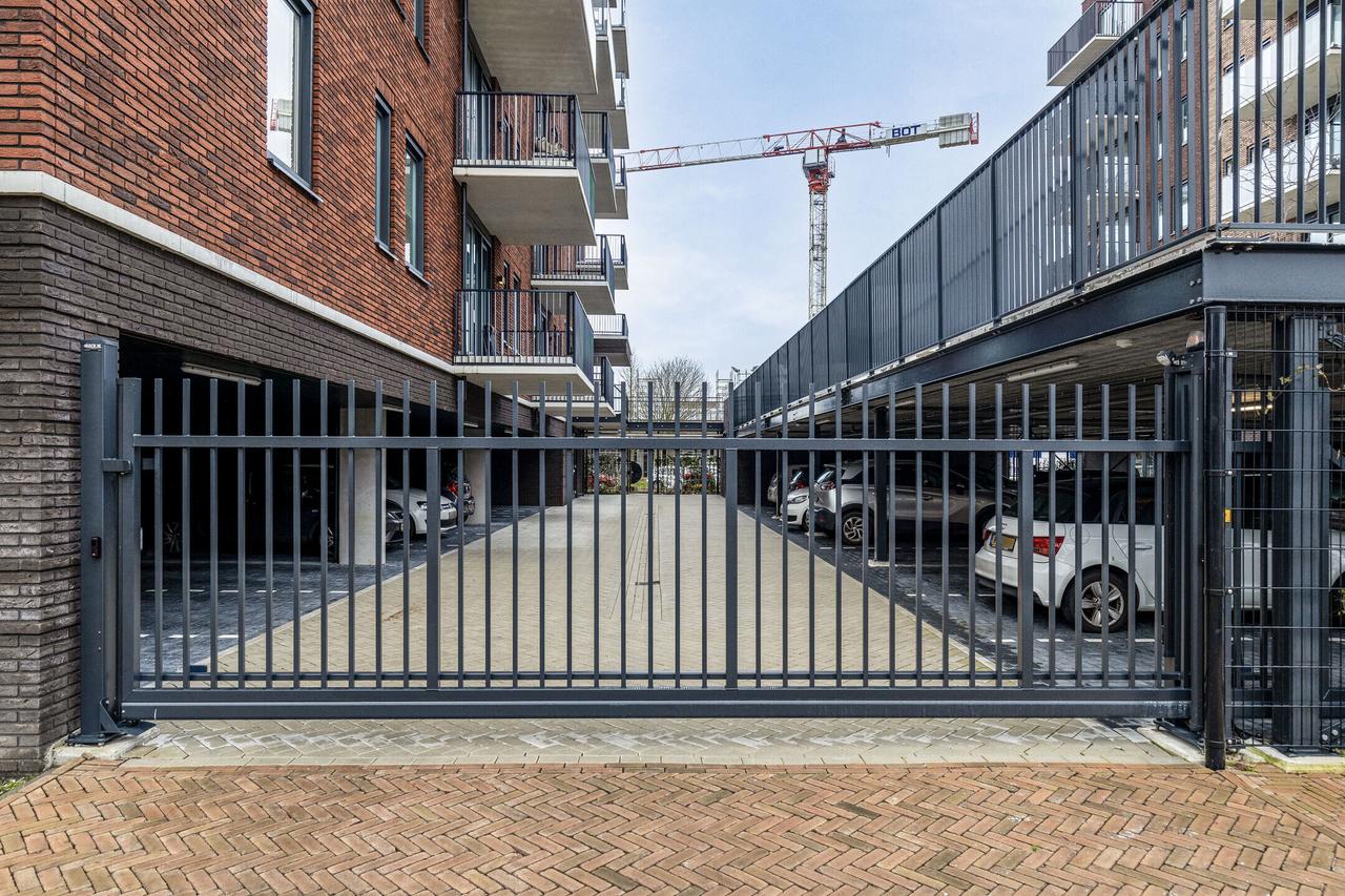 2-Bedroom Apartment with Balcony - Image 6