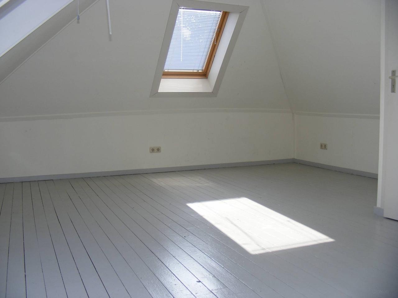 3-Bedroom House in Almelo - Image 13