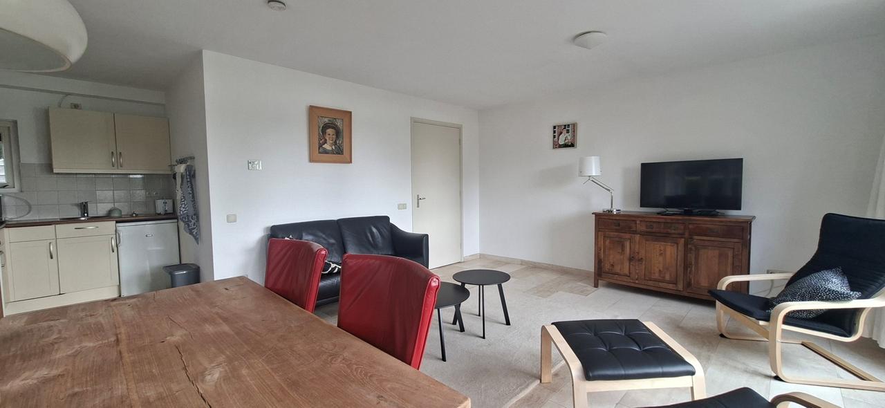 Gemeubileerd appartement met tuin in Mook - Afbeelding 4