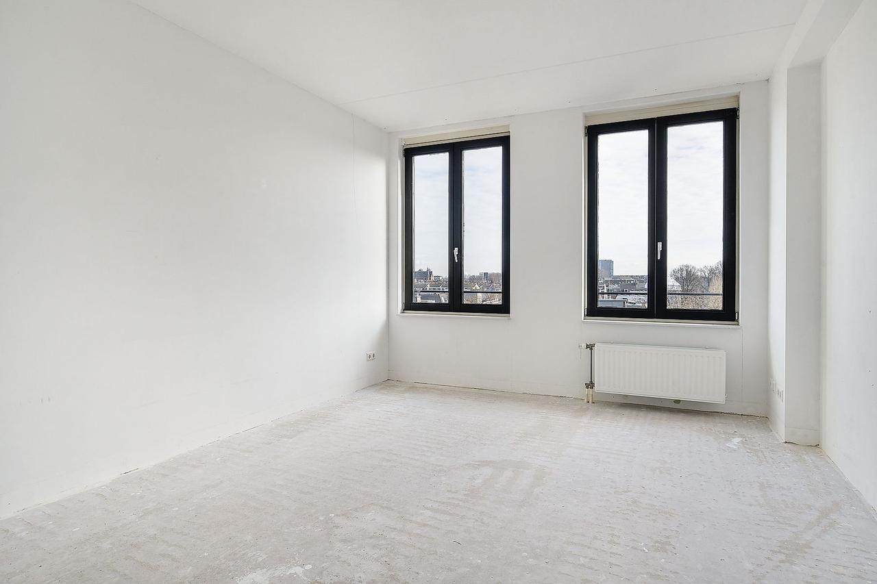 88 m² Apartment with Balcony in Haarlem - Image 4