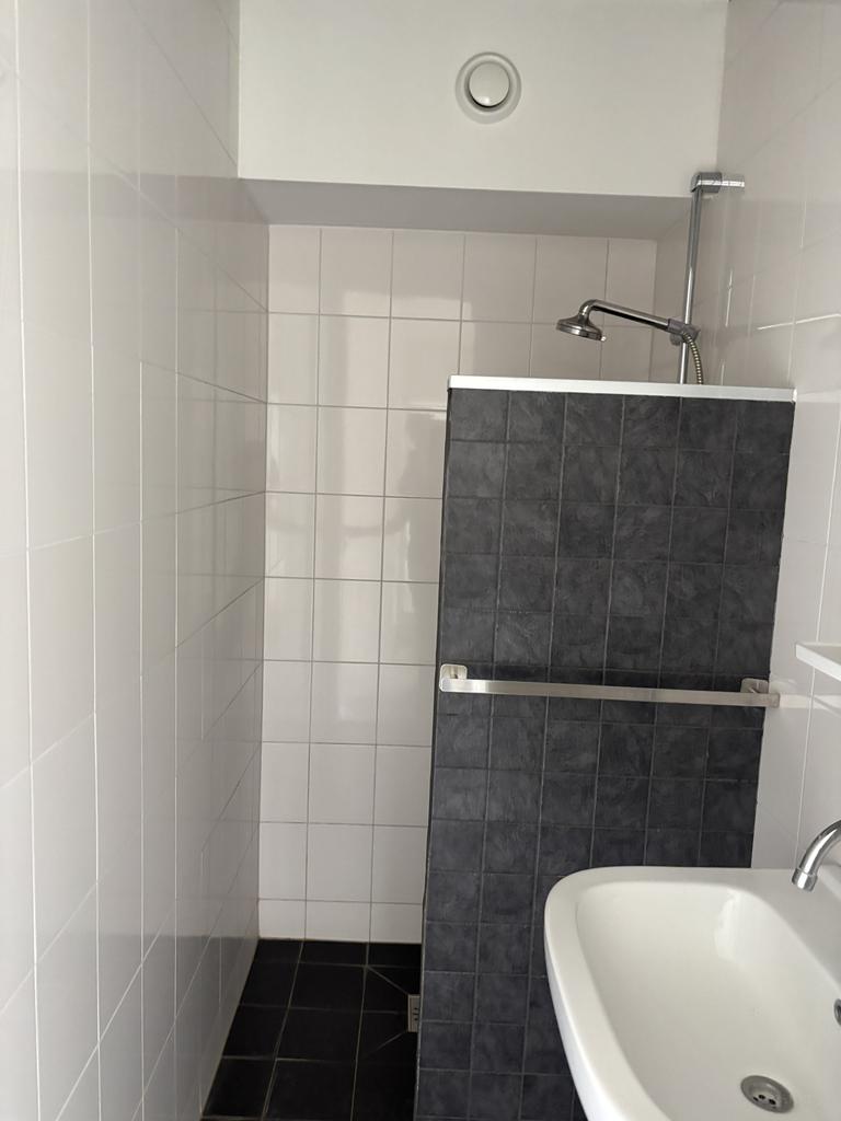 3-slaapkamerappartement met balkon in Tilburg - Afbeelding 2