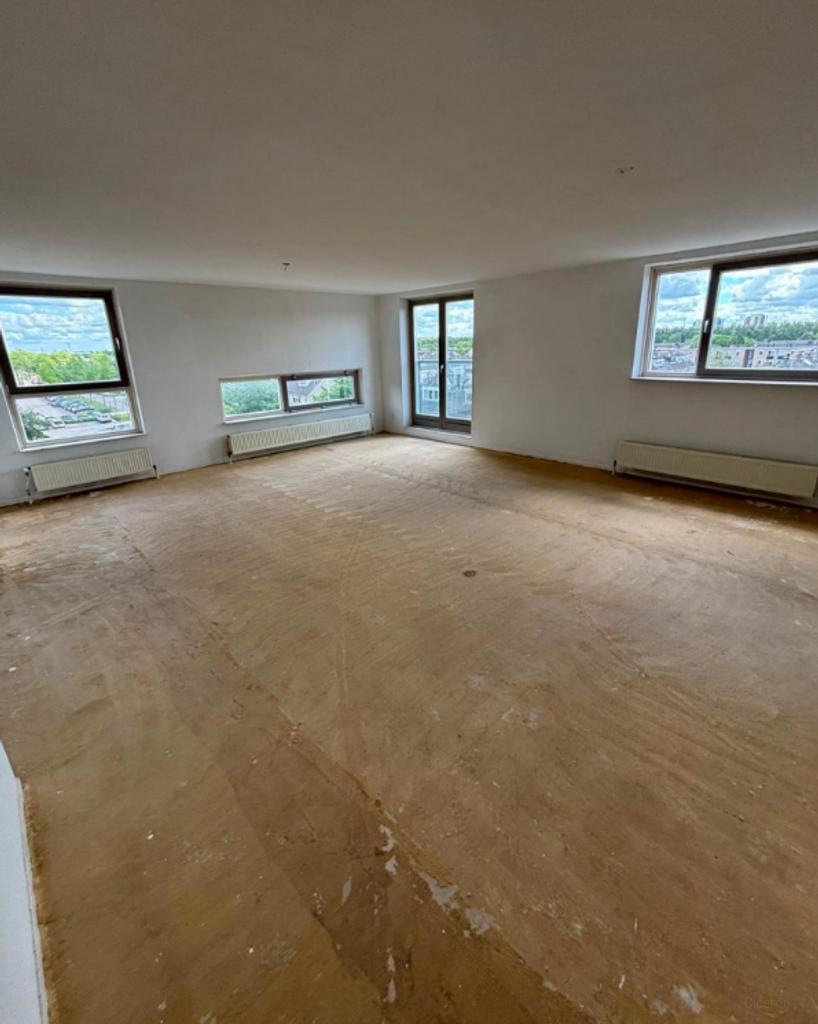 128 m² Home with 3 Bedrooms in Diemen - Image 2