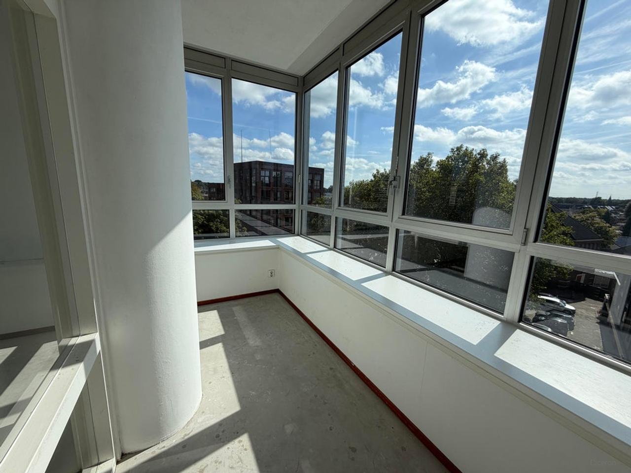 99 m² appartement met balkon in Enschede - Afbeelding 13