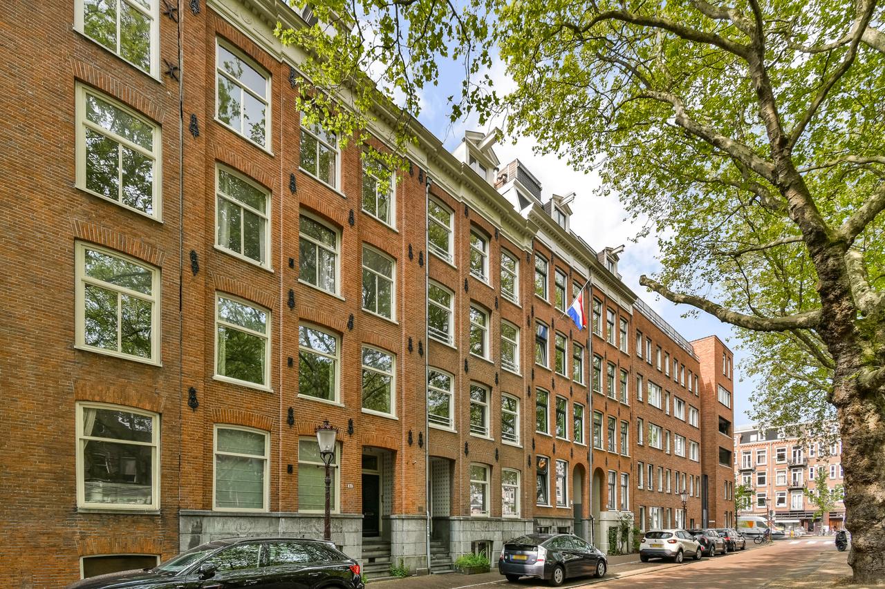 Zuidbalkon van 11 m² in Frederik Hendrikbuurt - Afbeelding 1