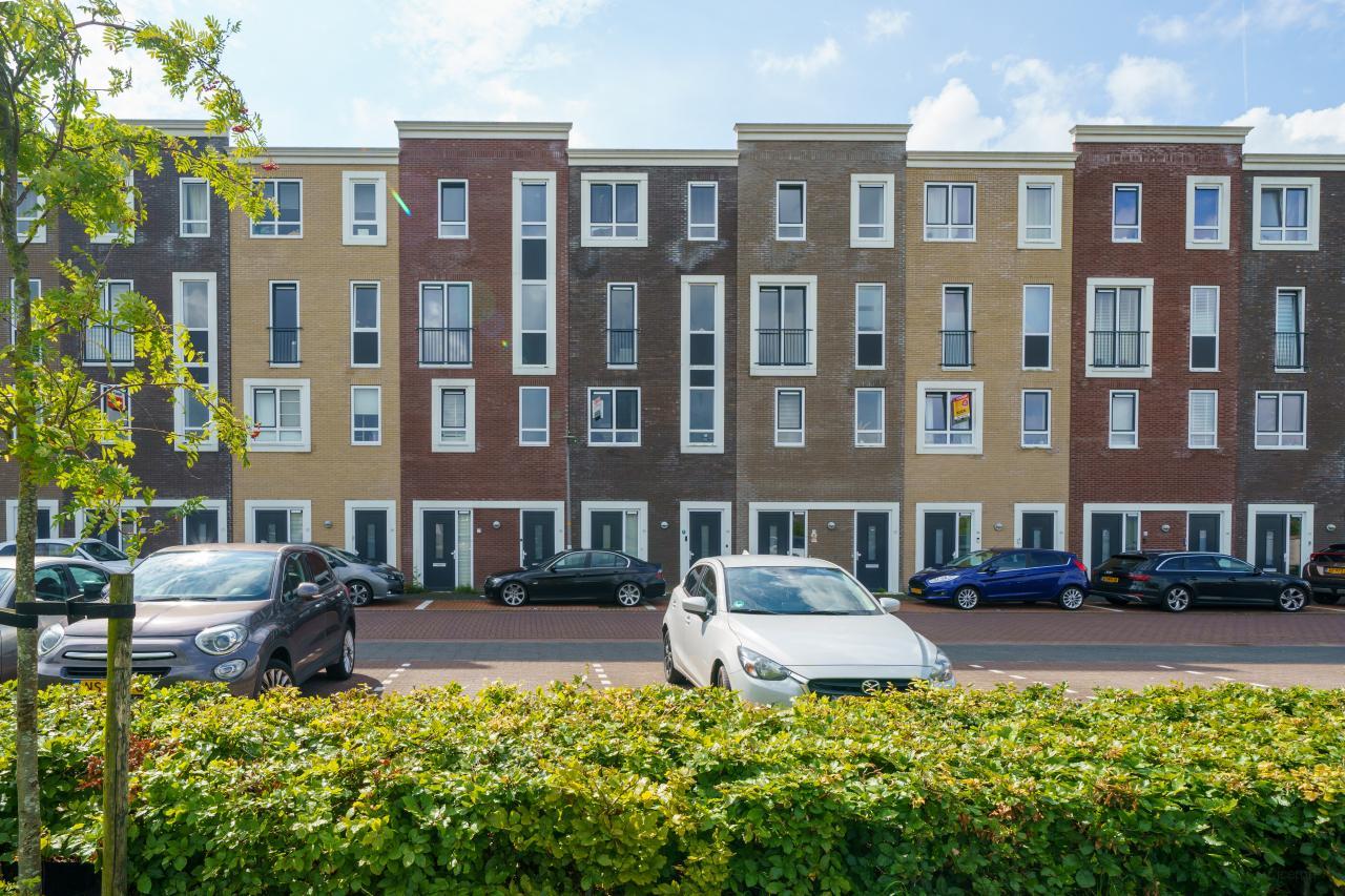 88 m² maisonnette met balkon en parkeerplek - Afbeelding 1