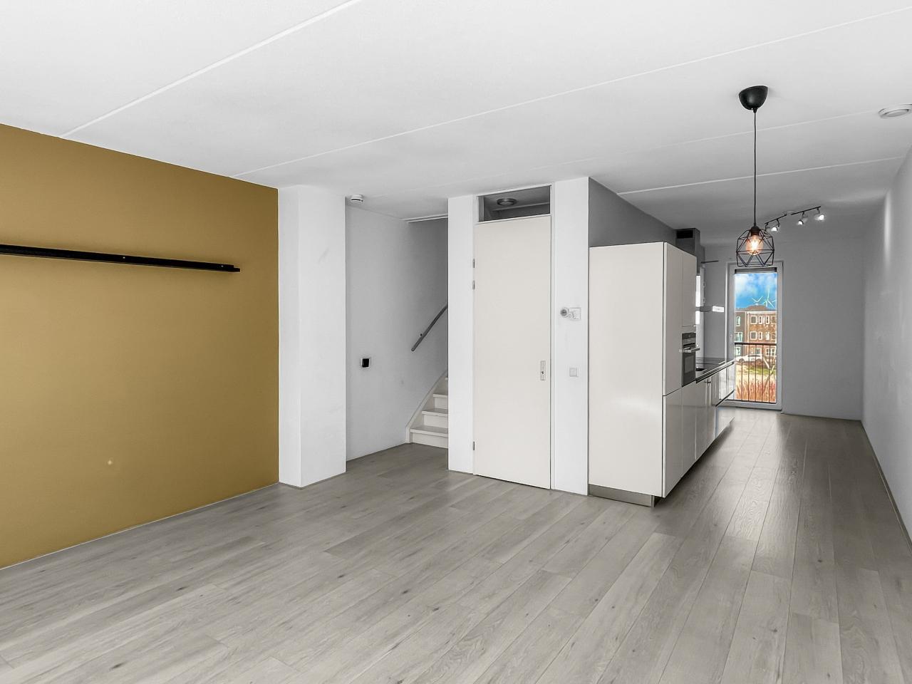 88 m² maisonnette met balkon en parkeerplek - Afbeelding 5
