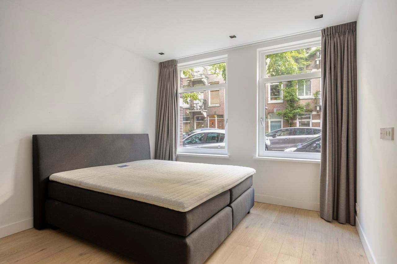 69 m² apartment with garden in De Pijp - Image 9