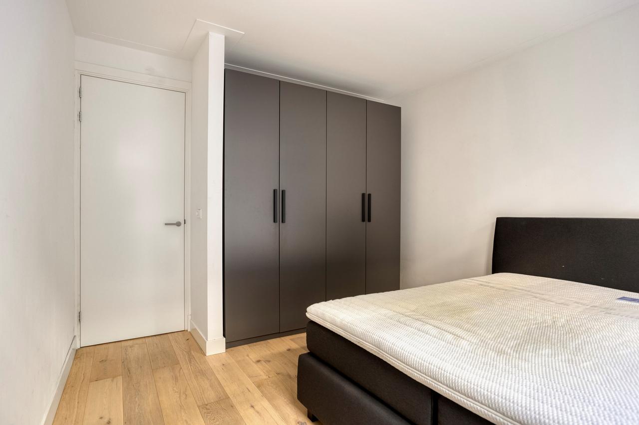 69 m² apartment with garden in De Pijp - Image 10